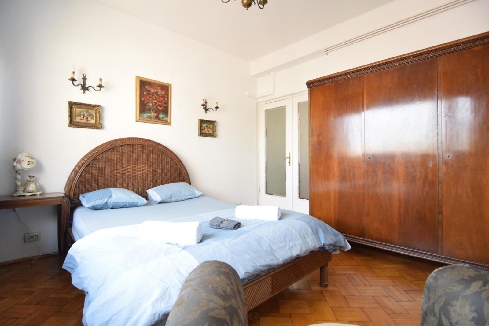 Appartamento Eminescu 36 Bucarest Esterno foto
